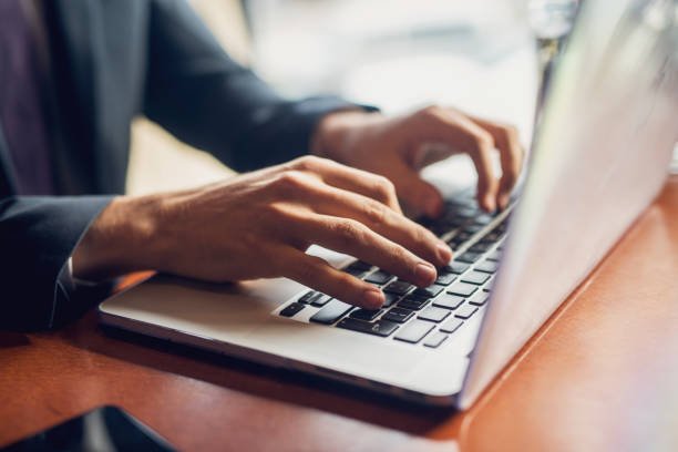 Best ChatGPT Prompts For Career Guidance